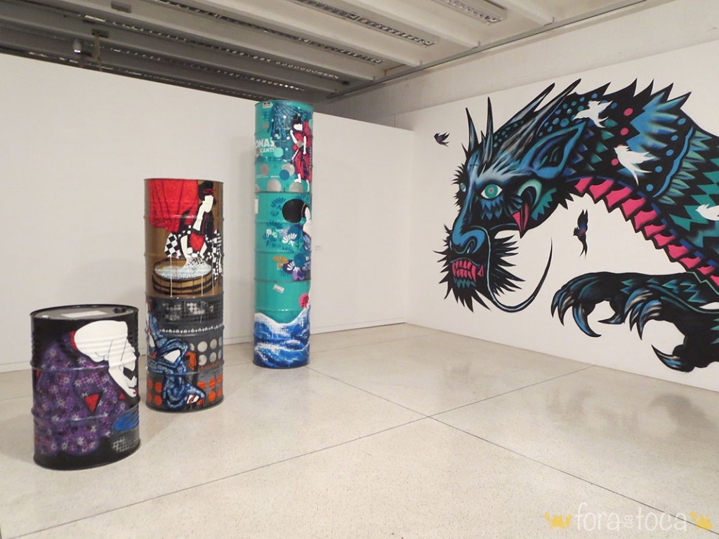 grafites na exposição sobre o Japão no MON