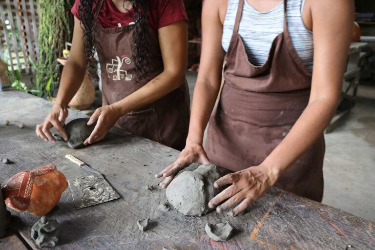 experiência de cerâmica marajoara
